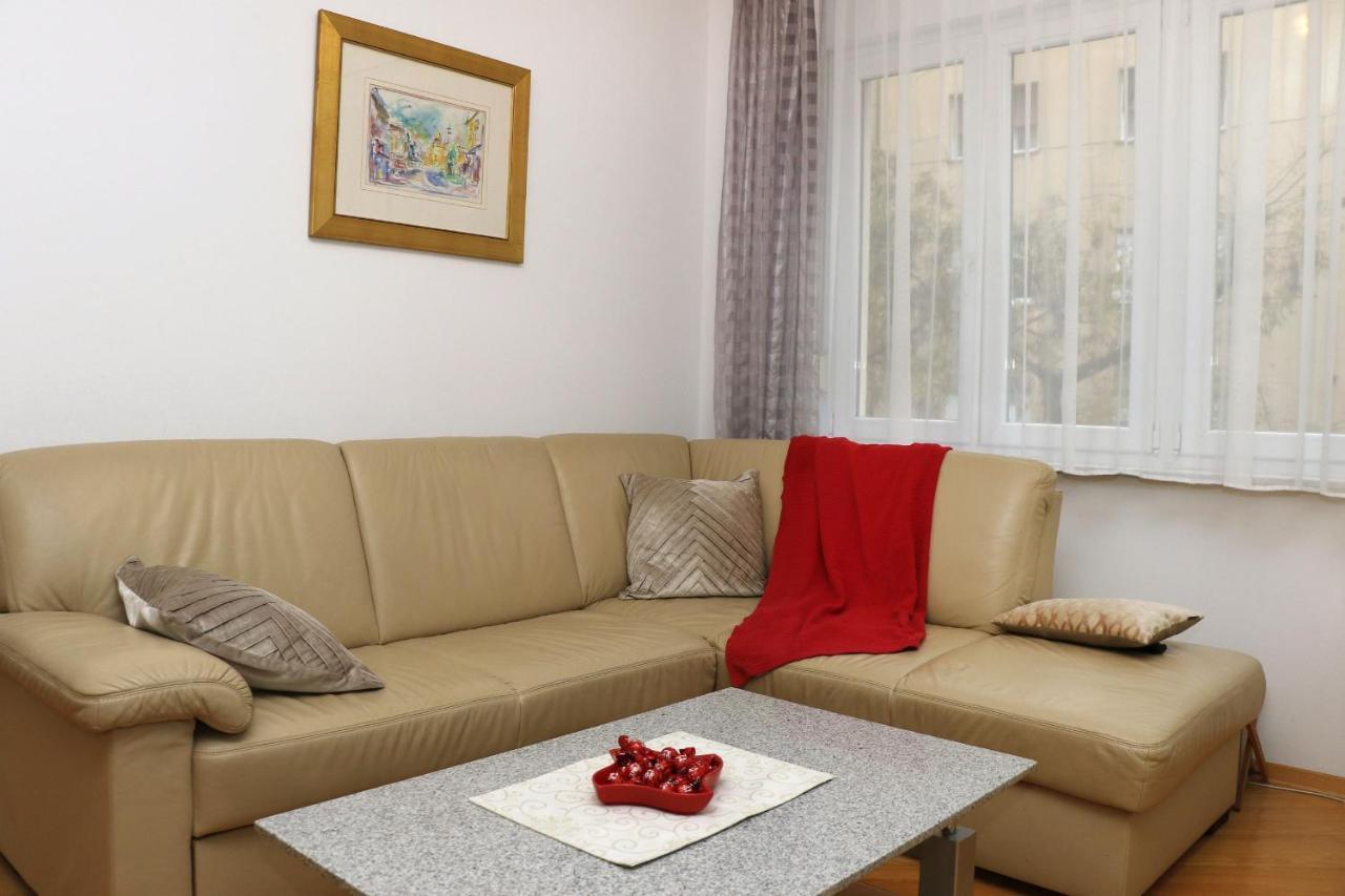 Apartment Elena 1, Zagreb City With Garage Екстер'єр фото