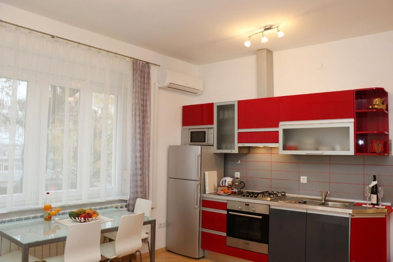 Apartment Elena 1, Zagreb City With Garage Екстер'єр фото